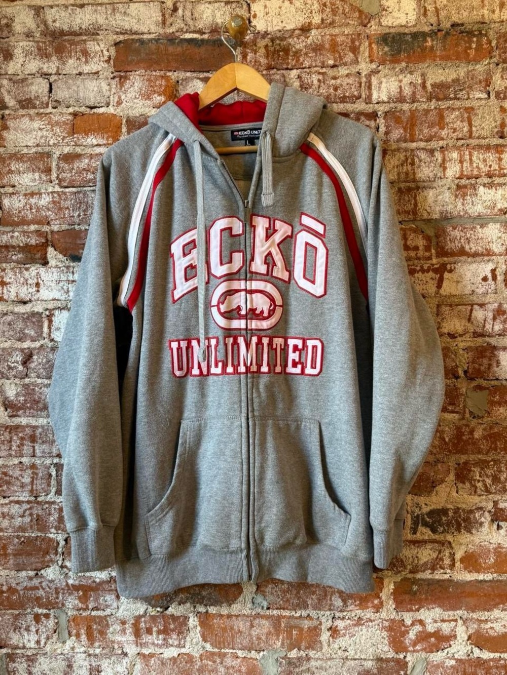 VintageEckō Unlimited Gray Zip-Up Hoodie with Red Accents